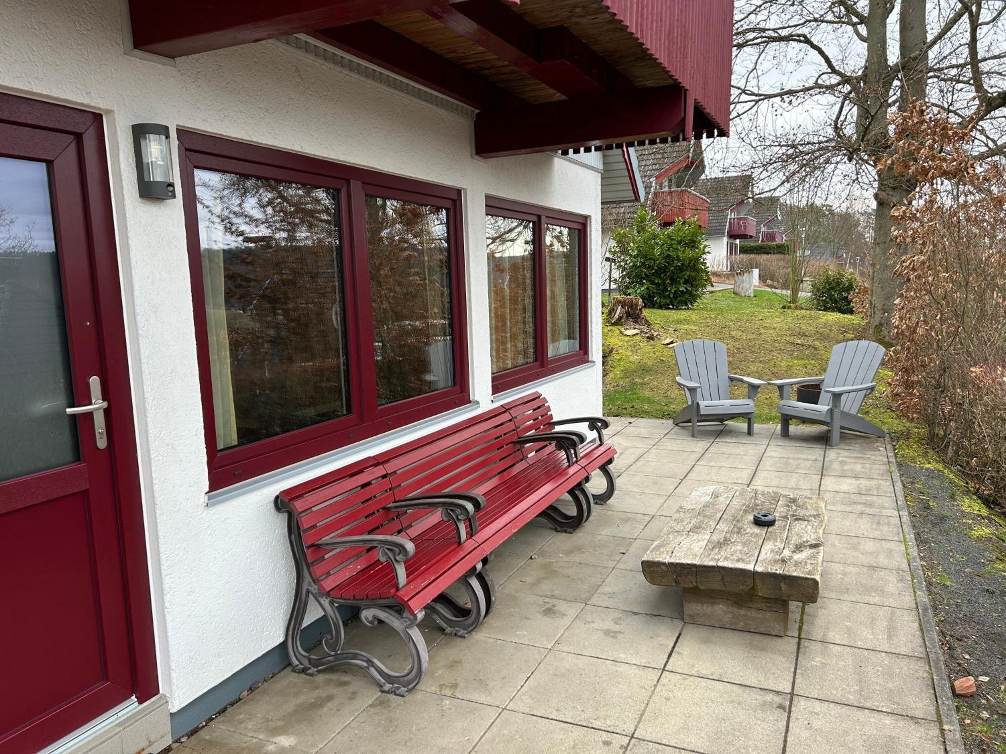Idylle Seepark - Haus Mit Pool Und Fasssauna Kirchheim  Buitenkant foto